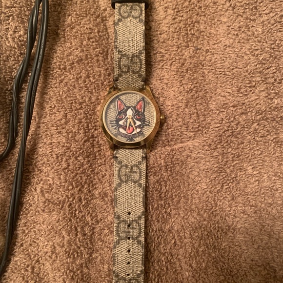 Gucci - Picture 5 of 7